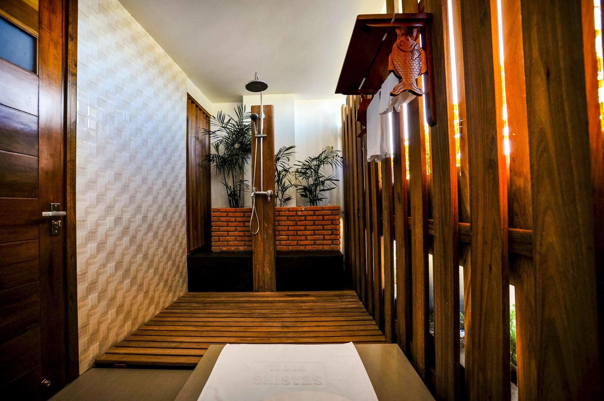 Seasing Boutique Hotel Nha Trang Bagian luar foto